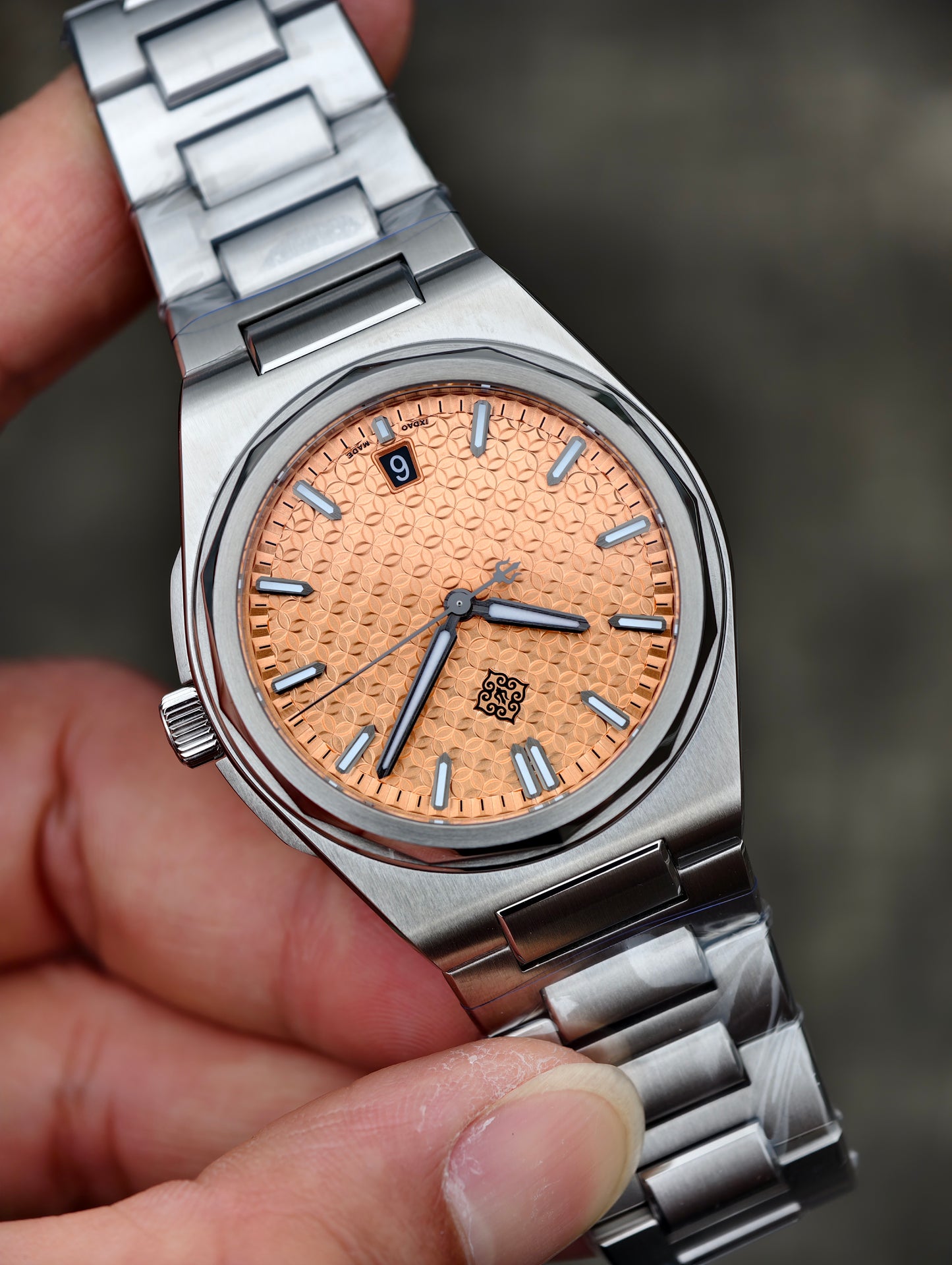 (In stock)IXDAO X13S - Warrior Black Armor Series Men's 316L Stainless Steel Automatic Mechanical Watch with Sapphire Crystal Luminous MIYOTA 9015 10ATM Waterproof BGW9